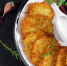 Как приготовить драники: 5 рецептов с начинками и соусами на любой вкус - Газета Приазовье