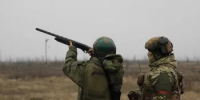 Новобранцы войск беспилотных систем учатся уничтожать БПЛА условного противника - Азовский район
