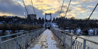Подвесной мост. Фото Романа Гурина - RuffNews.Ru